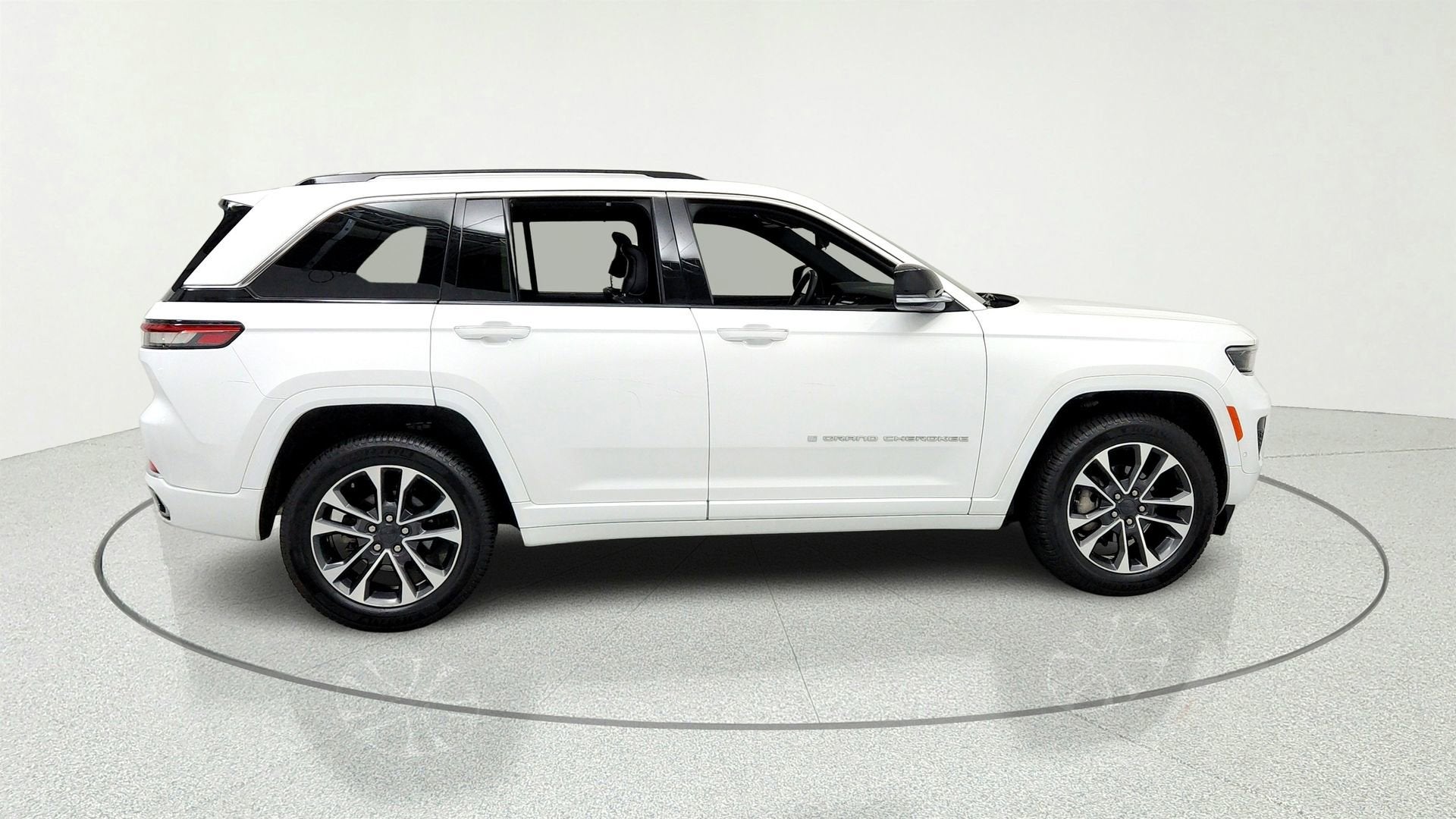 2023 Jeep Grand Cherokee Overland