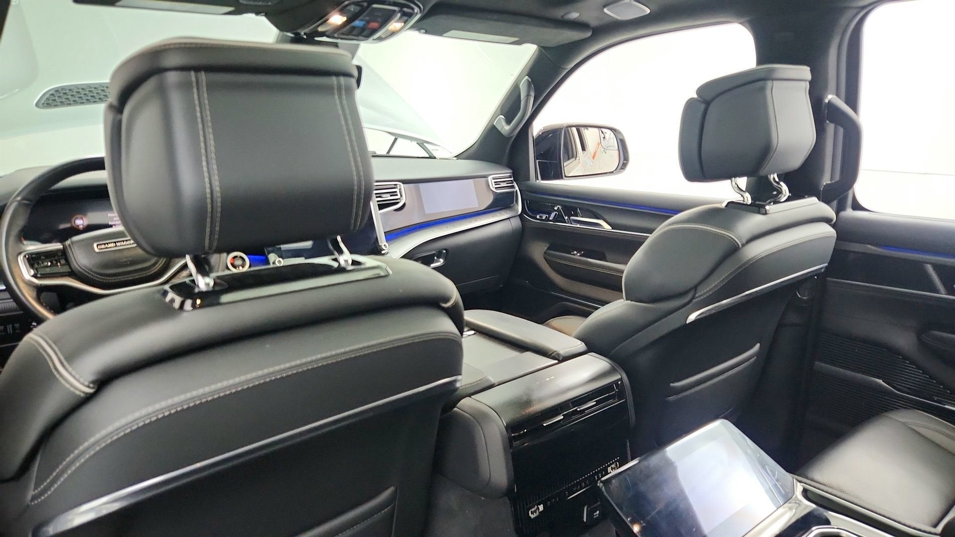 2023 Jeep Grand Wagoneer Obsidian 4x4
