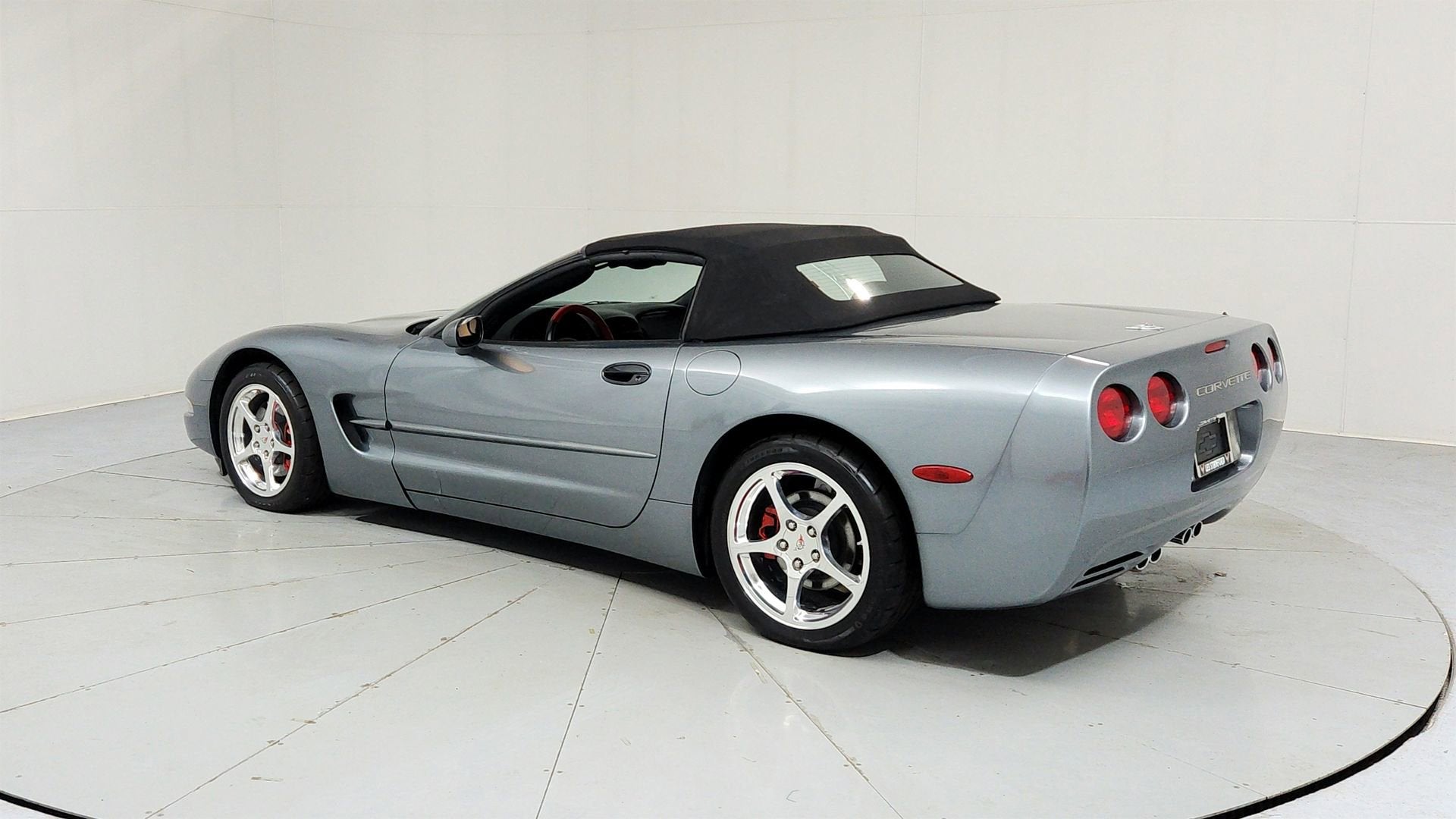2004 Chevrolet Corvette 2DR CONV
