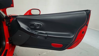 2000 Chevrolet Corvette Base