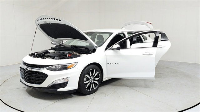 2023 Chevrolet Malibu RS