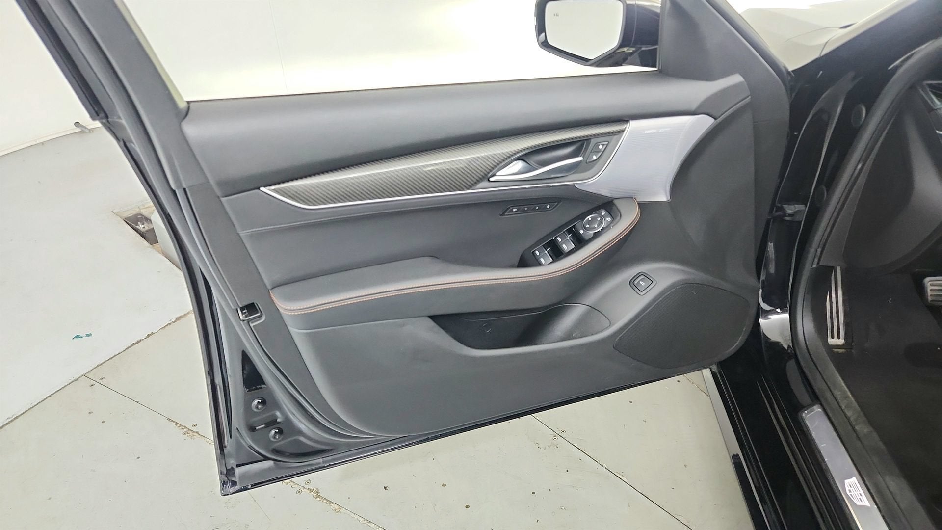 2023 Cadillac CT5 Sport
