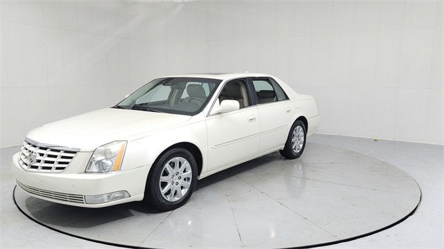2010 Cadillac DTS w/1SD