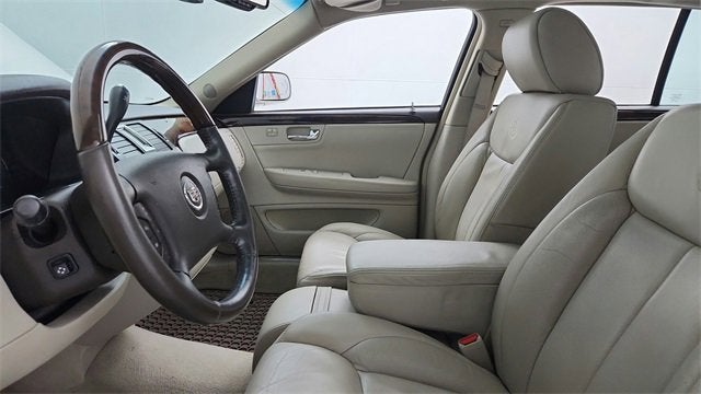 2010 Cadillac DTS w/1SD