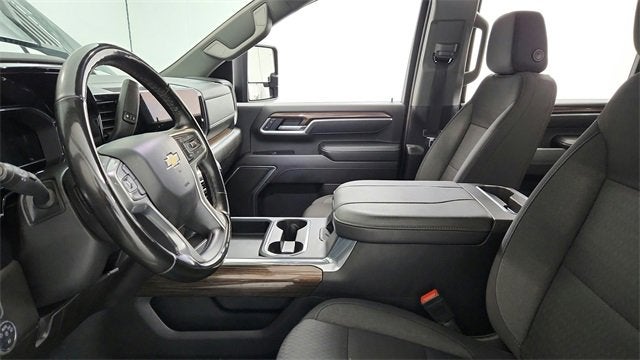 2025 Chevrolet Silverado 3500 HD LT