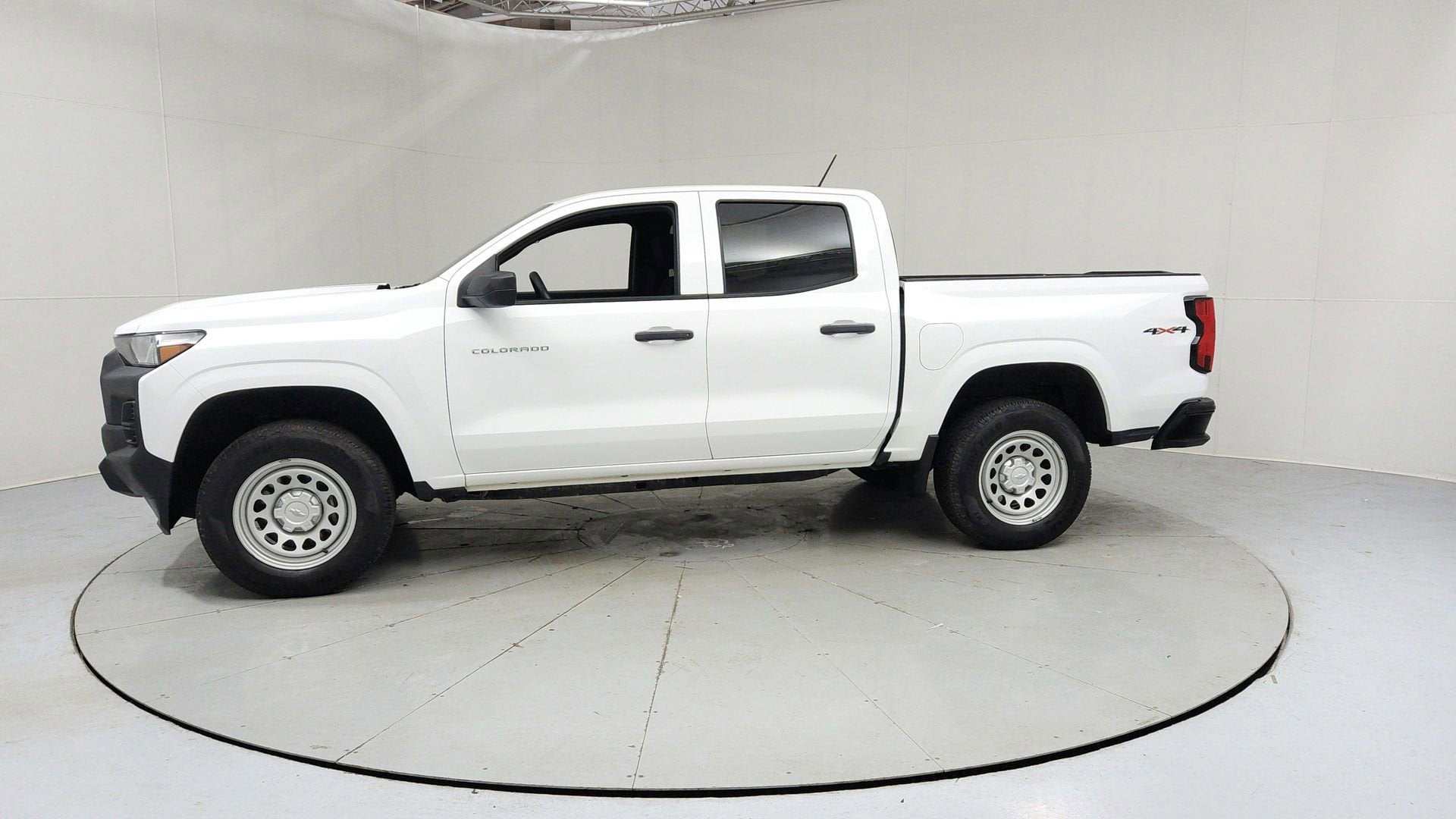 2023 Chevrolet Colorado WT