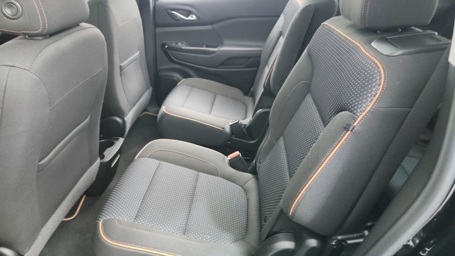 2020 GMC Acadia AT4