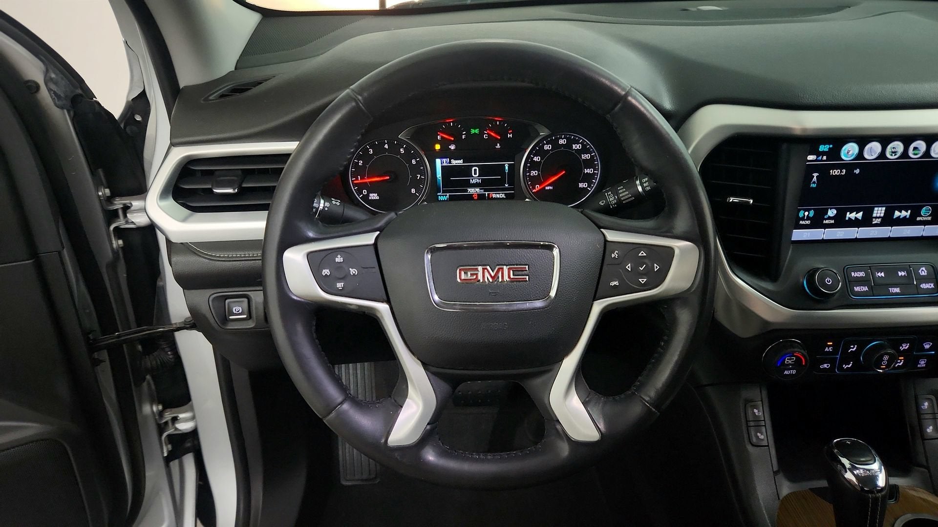 2018 GMC Acadia SLE