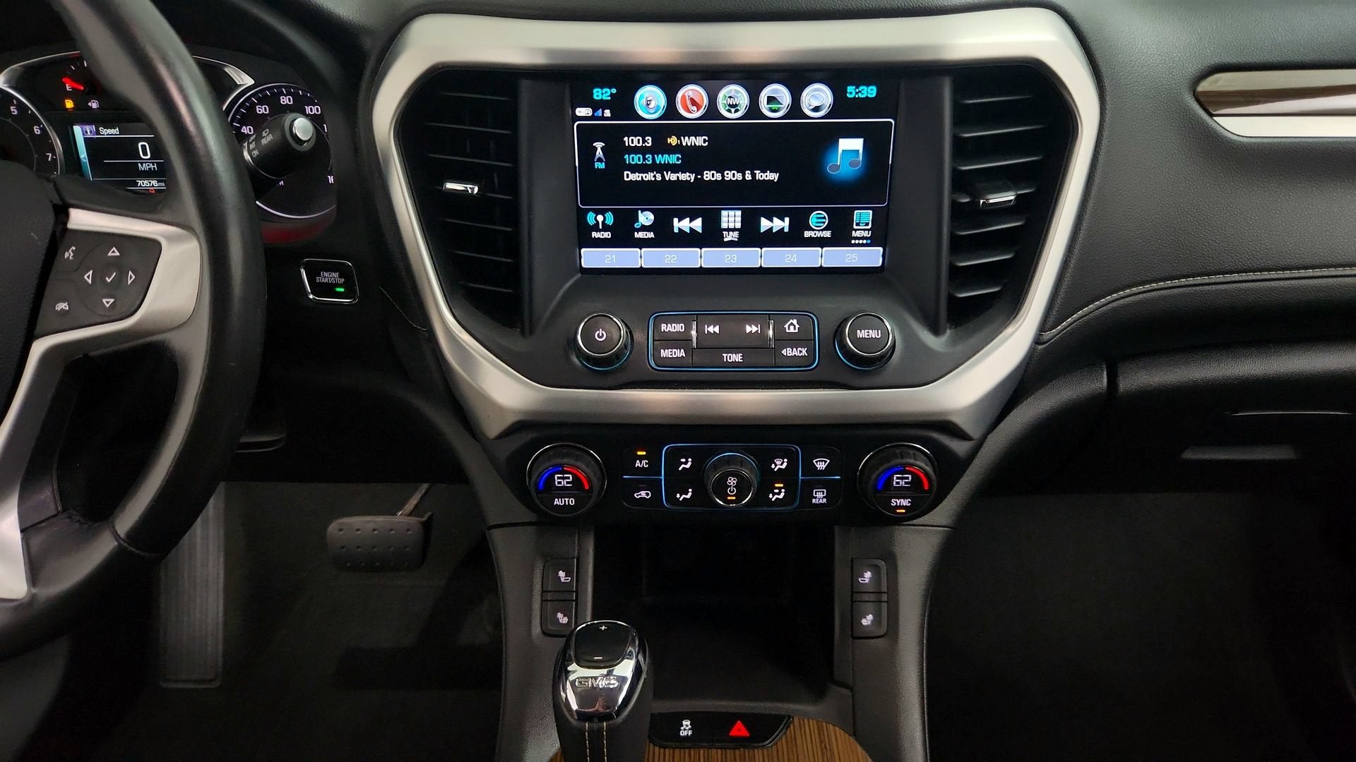 2018 GMC Acadia SLE