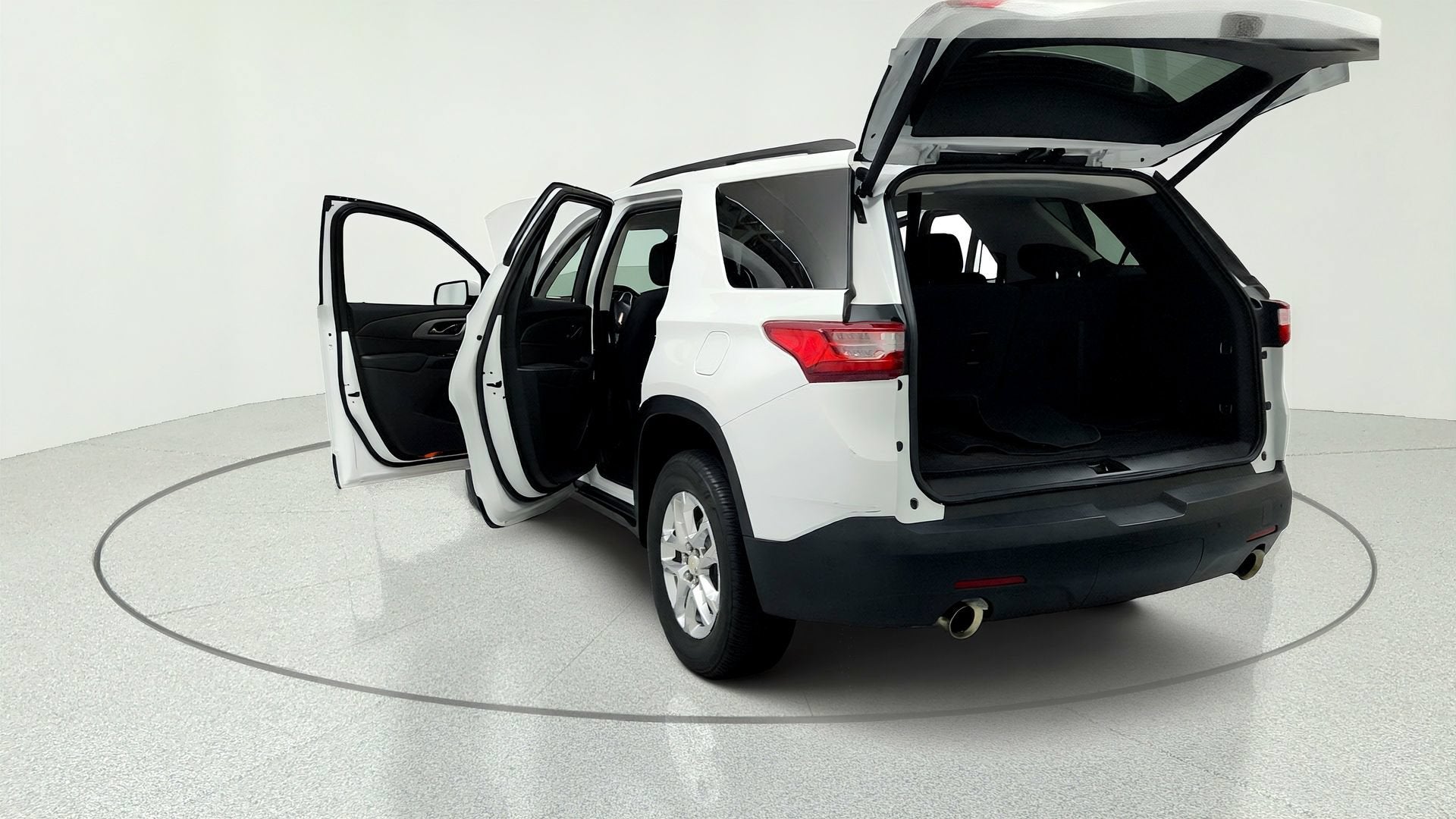 2021 Chevrolet Traverse LT Cloth