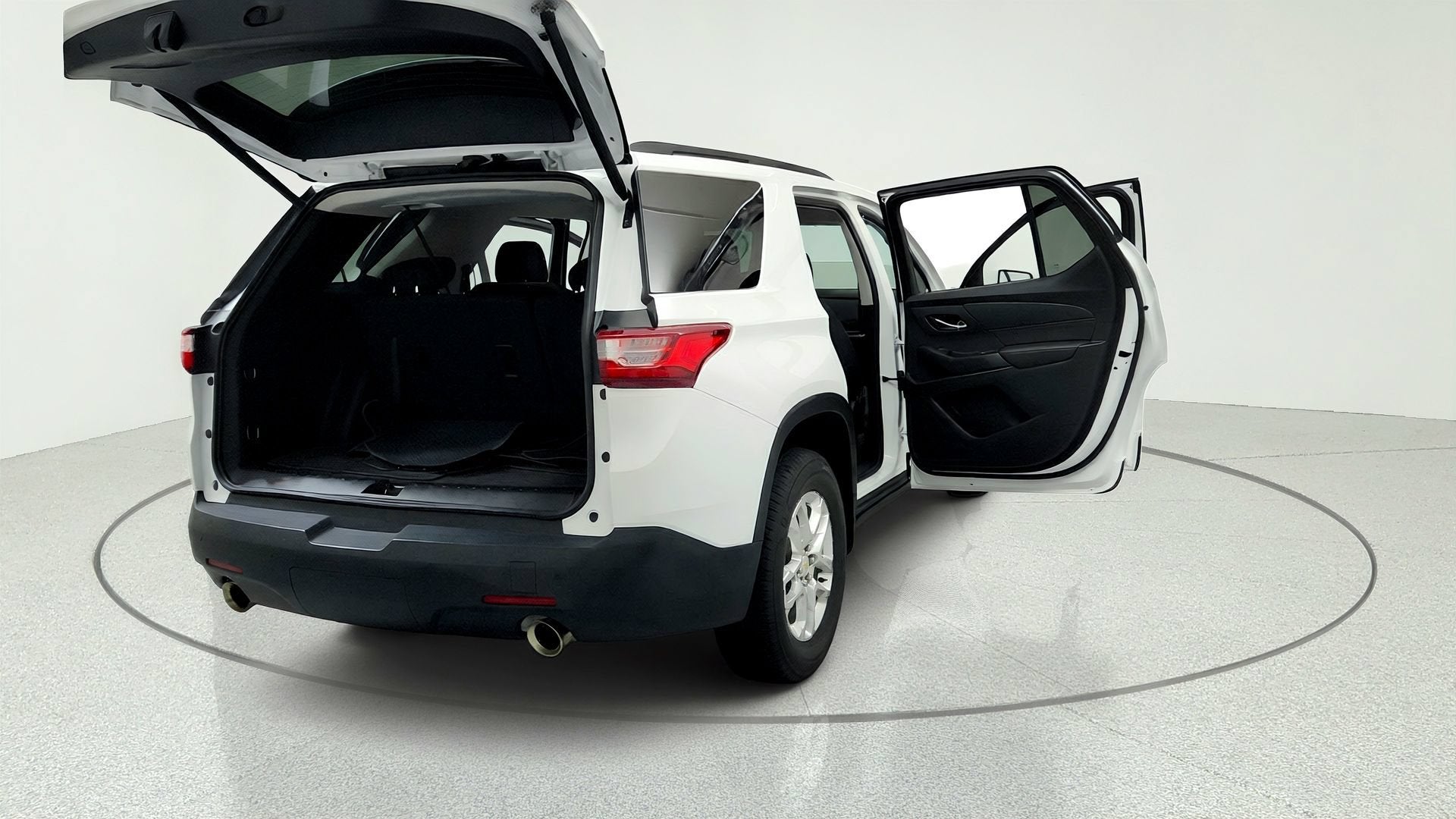 2021 Chevrolet Traverse LT Cloth