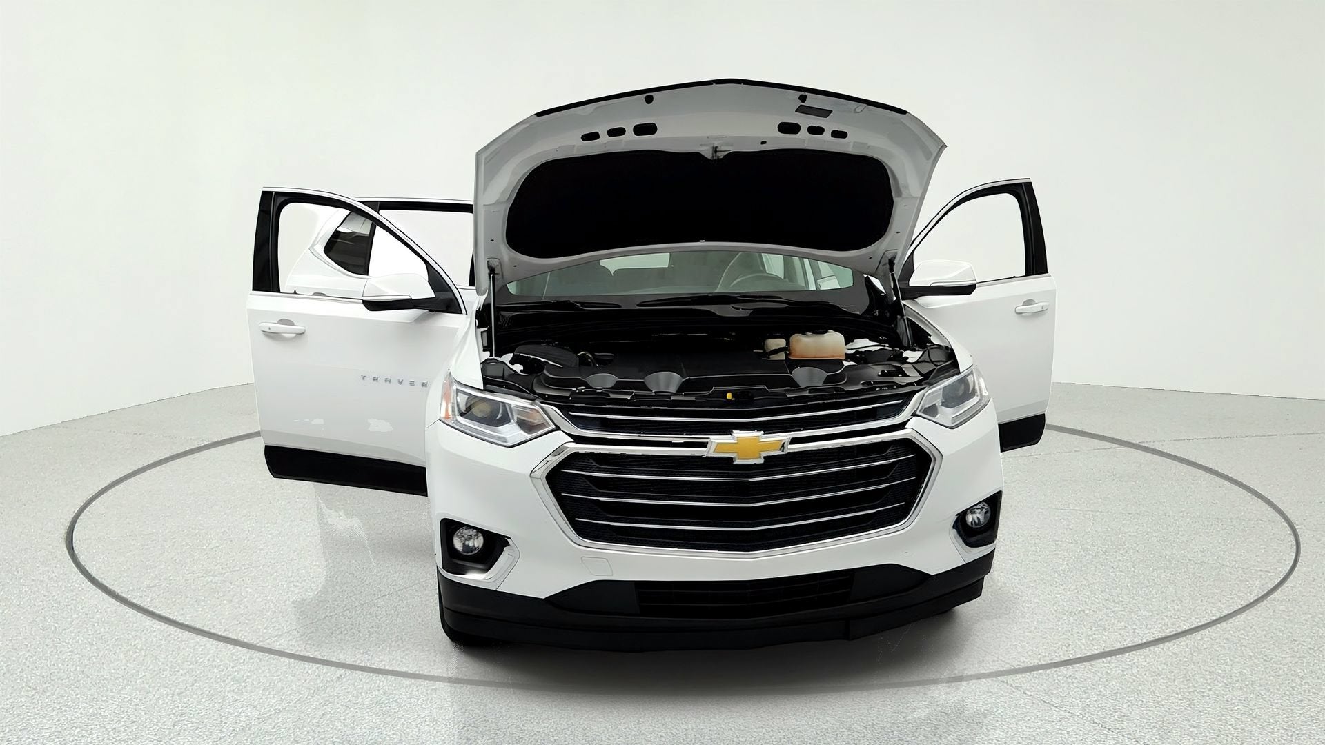 2021 Chevrolet Traverse LT Cloth