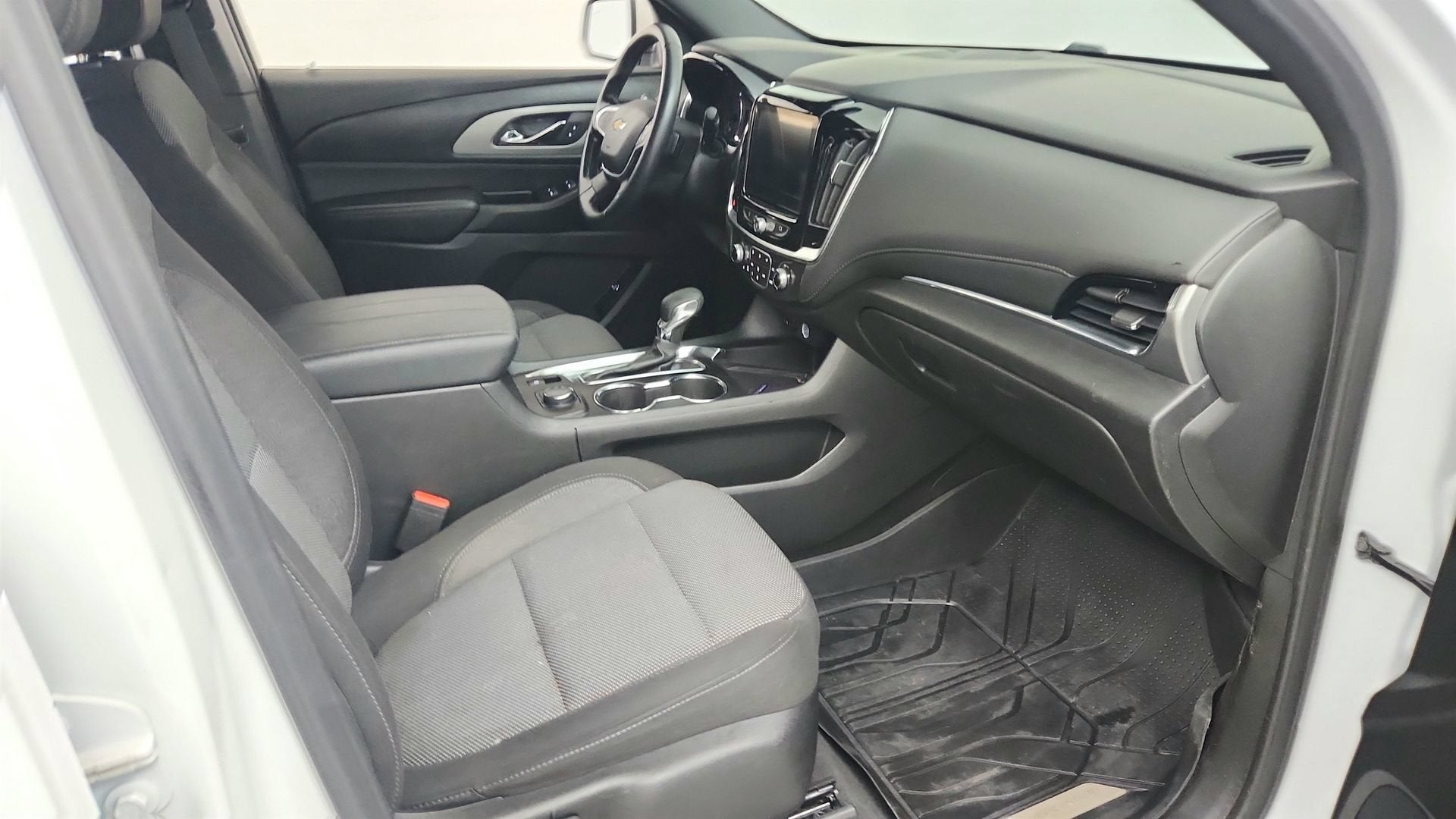 2024 Chevrolet Traverse Limited LT Cloth