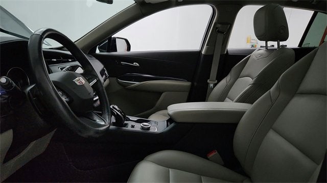 2023 Cadillac XT4 Luxury