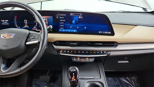 2024 Cadillac XT4 Luxury