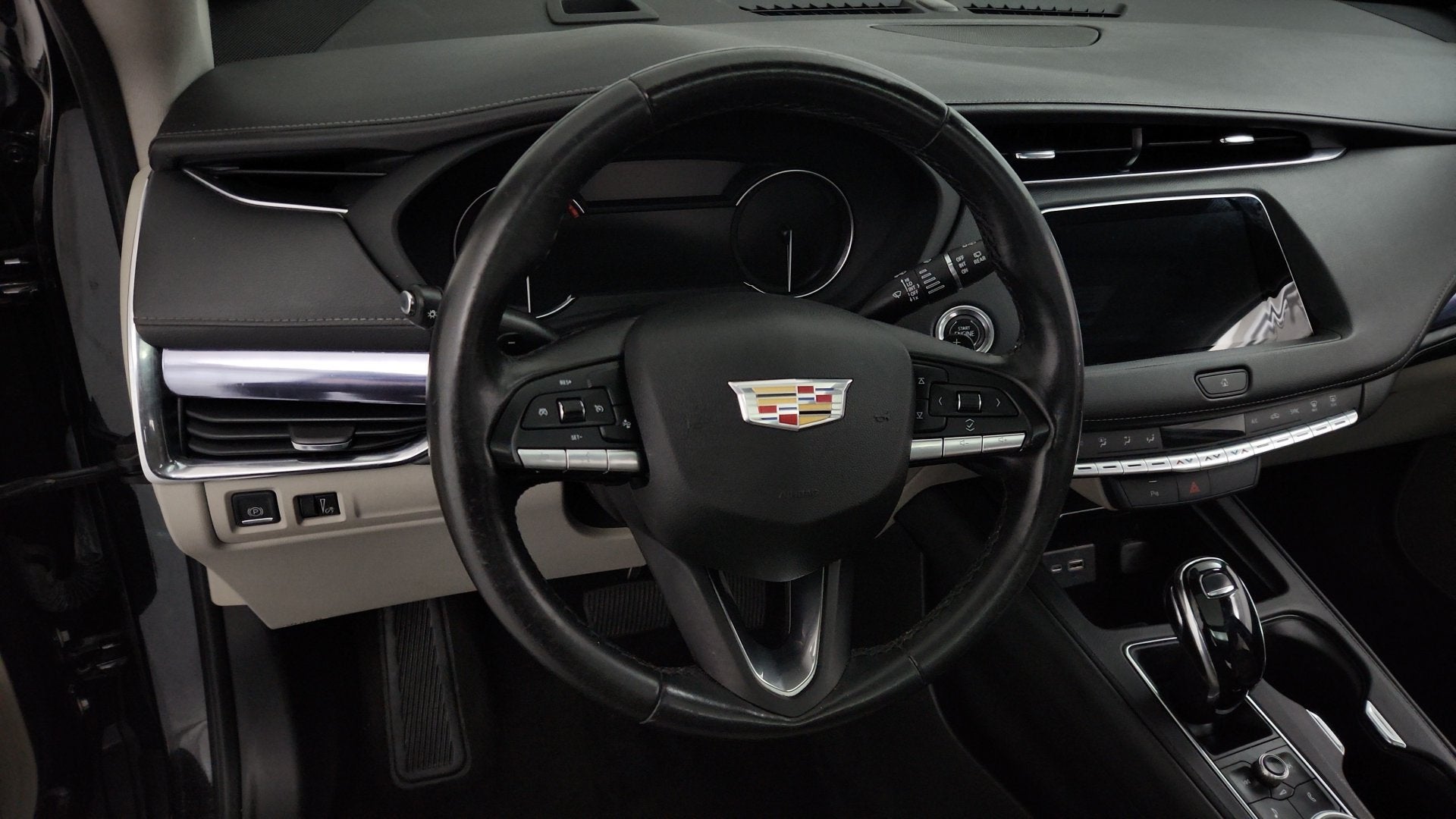 2023 Cadillac XT4 AWD Luxury