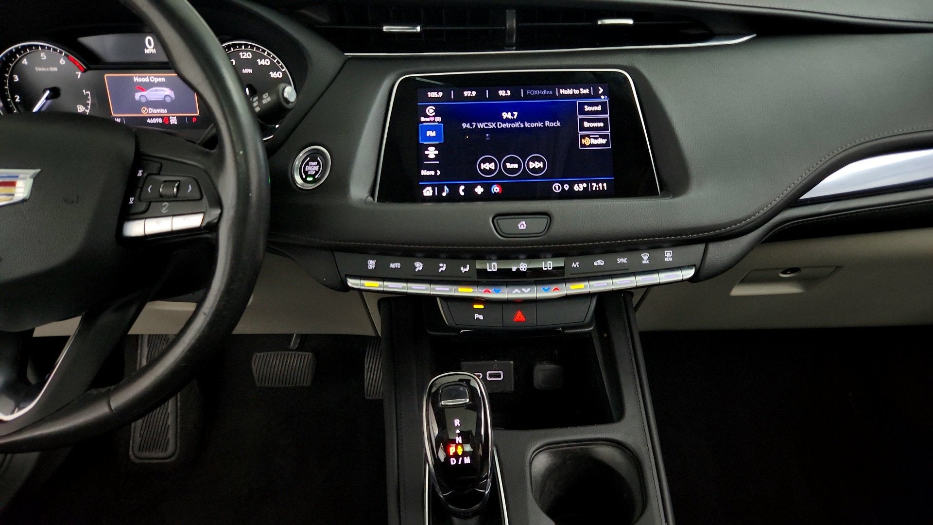 2023 Cadillac XT4 AWD Luxury