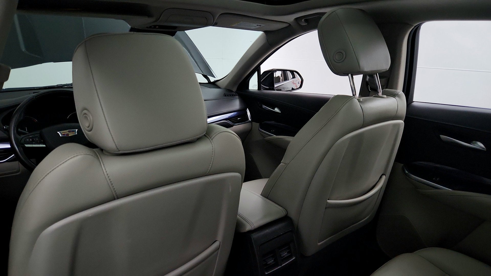 2023 Cadillac XT4 AWD Luxury