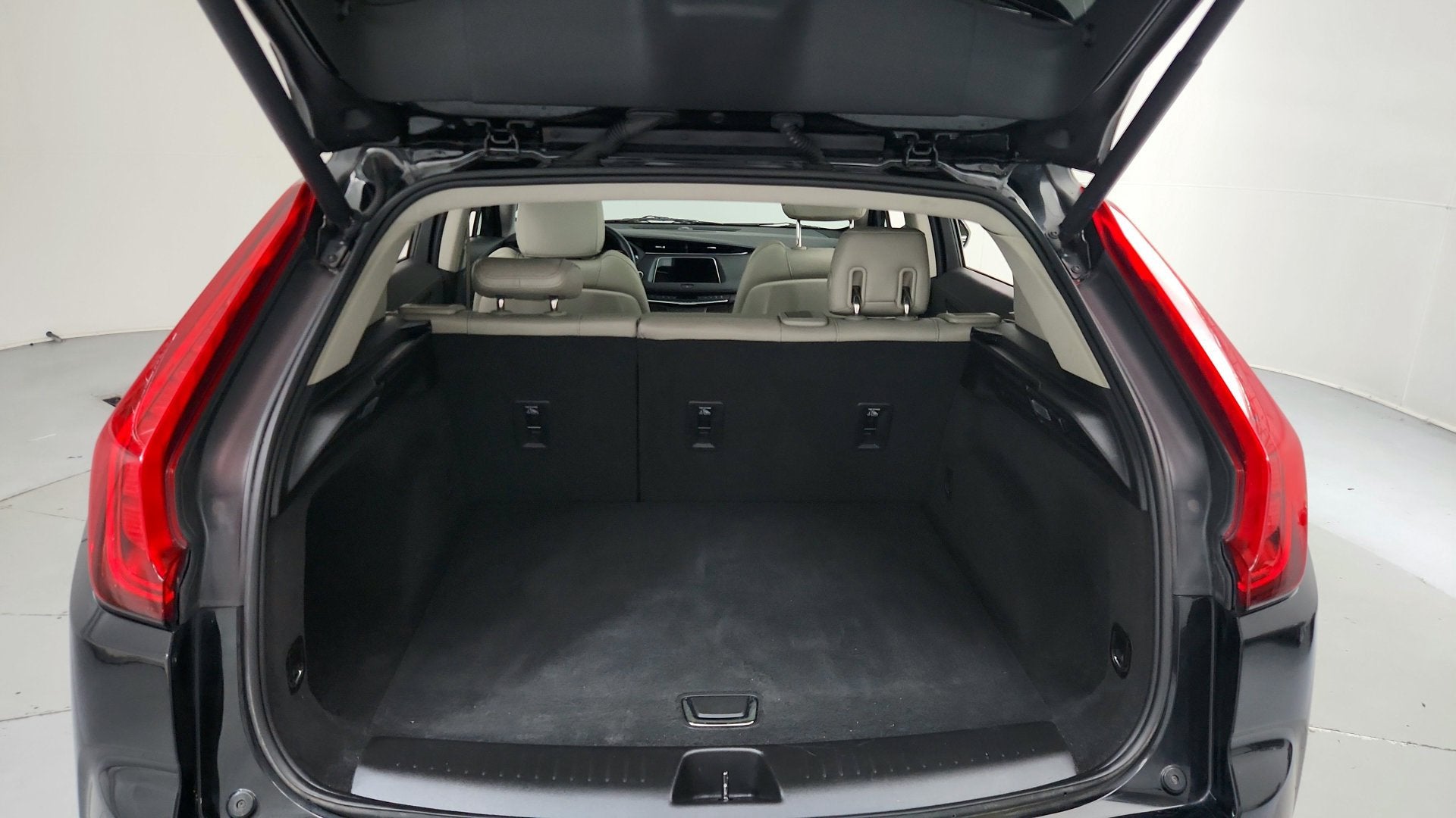 2023 Cadillac XT4 AWD Luxury