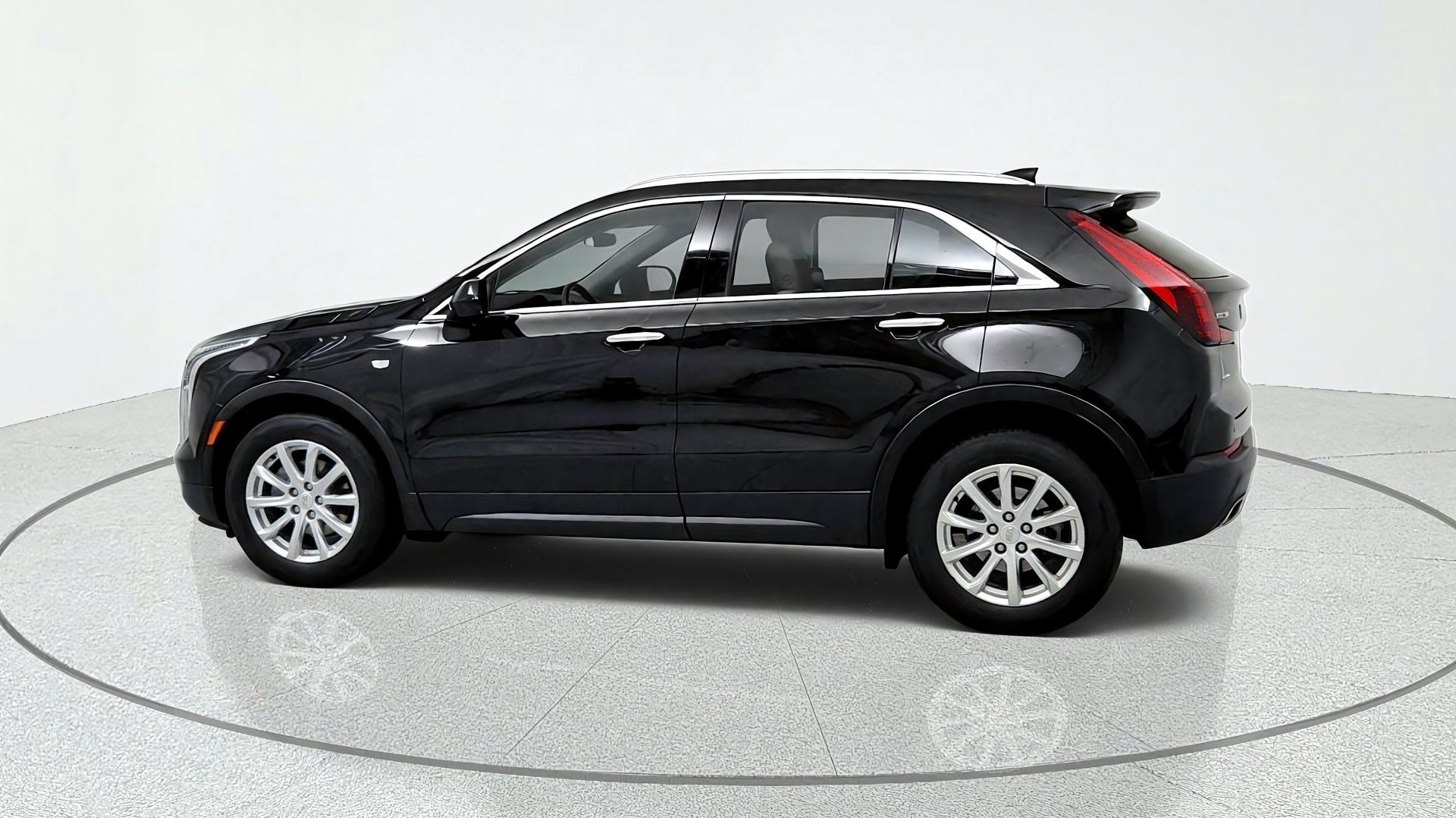 2023 Cadillac XT4 AWD Luxury