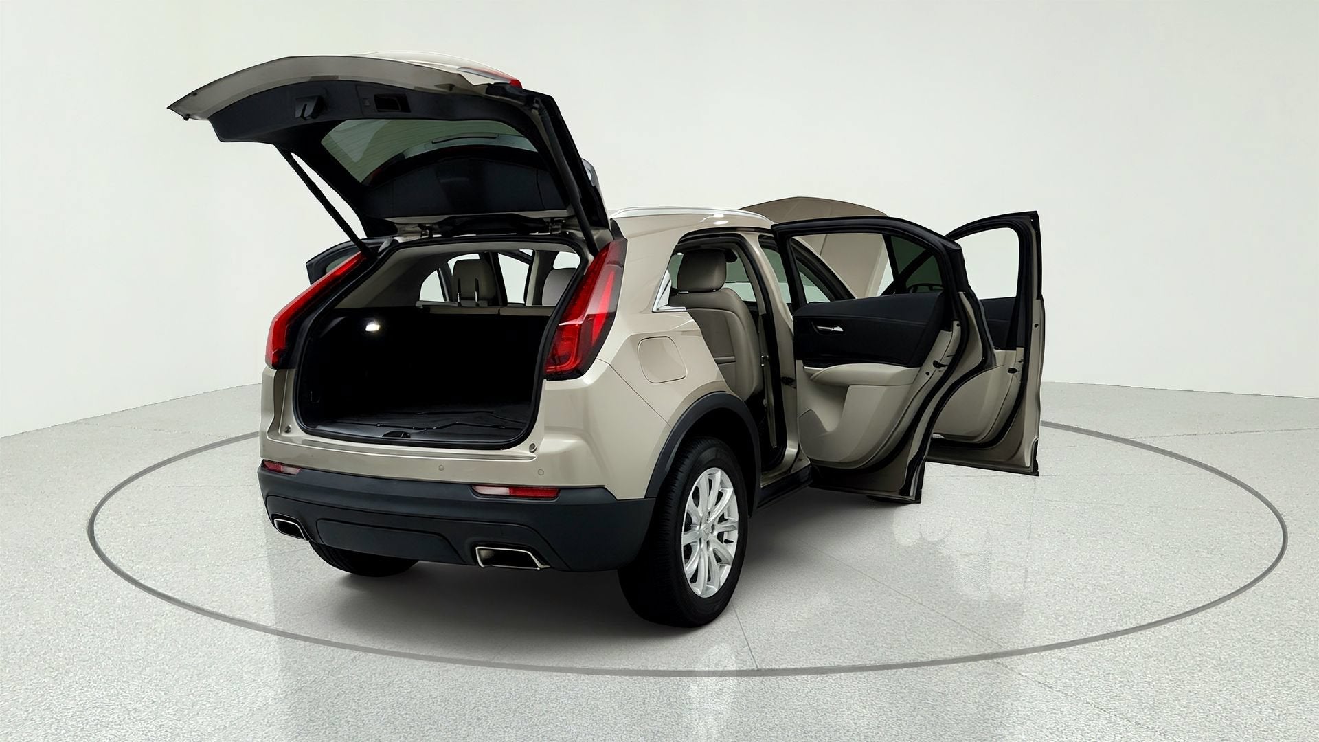 2023 Cadillac XT4 Luxury