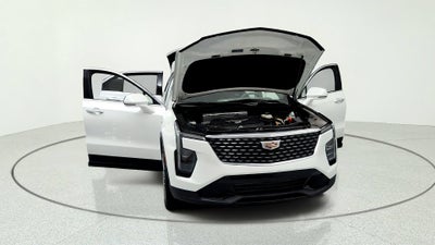 2024 Cadillac XT4 Premium Luxury