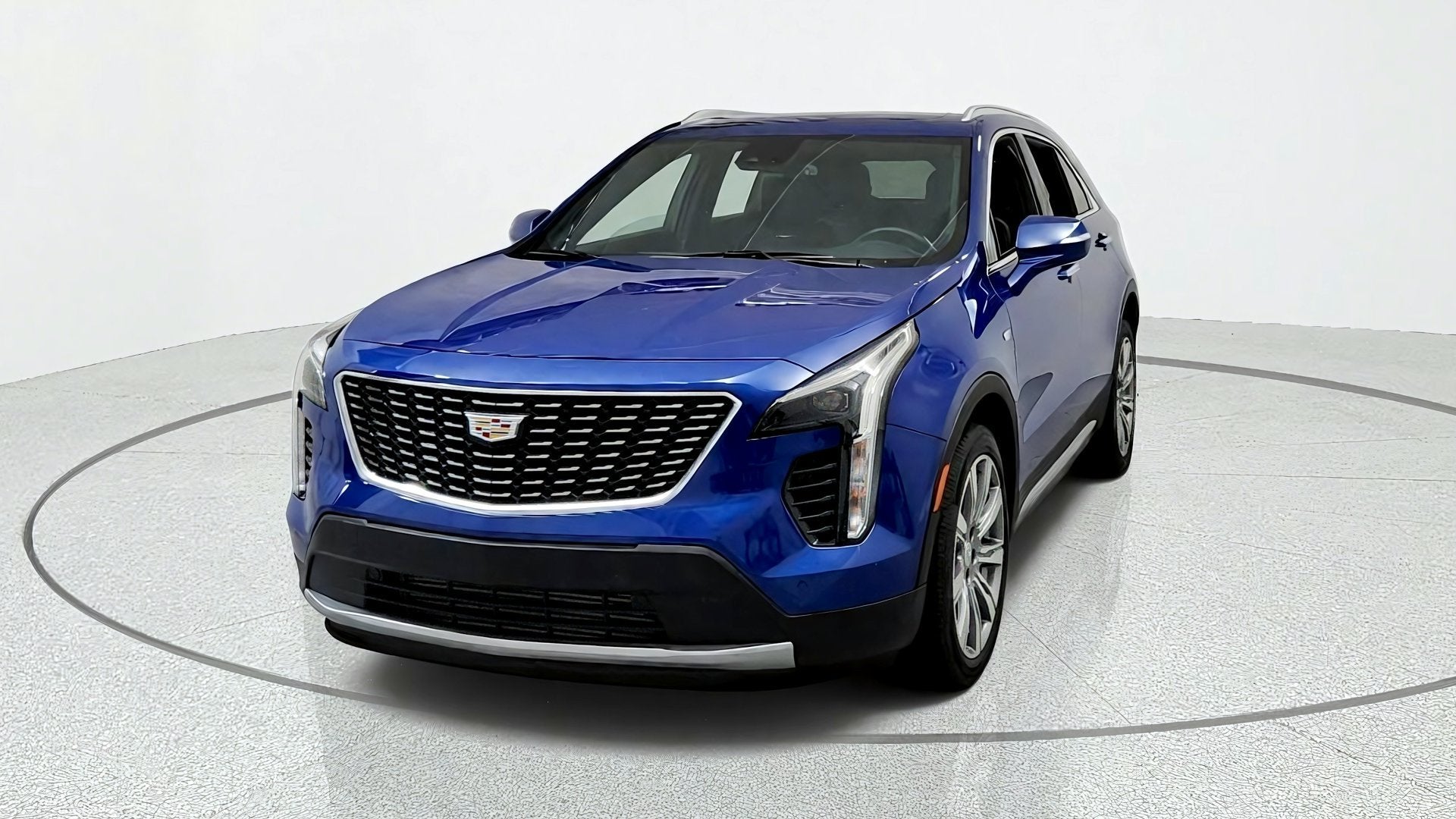 2023 Cadillac XT4 AWD Premium Luxury