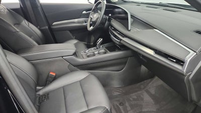 2024 Cadillac XT4 Premium Luxury
