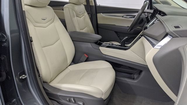 2021 Cadillac XT5 FWD Premium Luxury