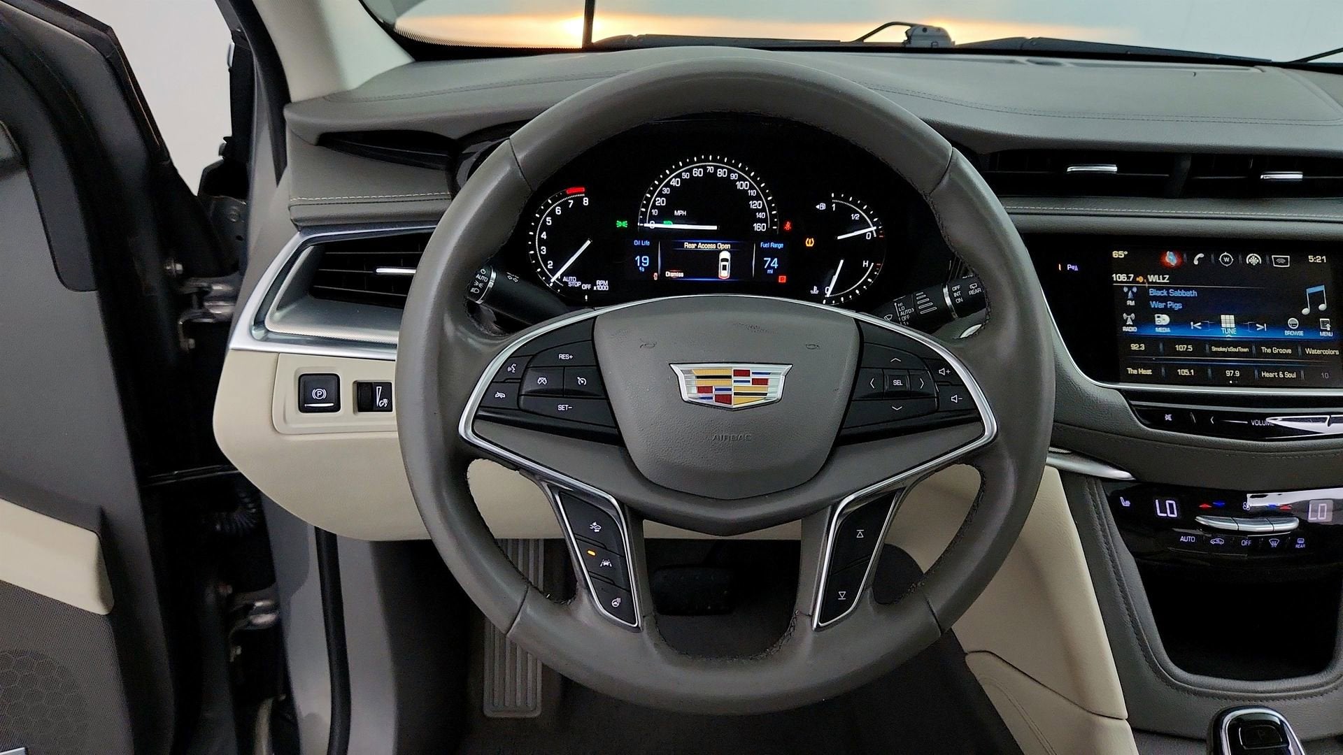 2018 Cadillac XT5 Luxury AWD