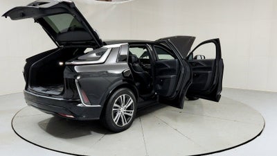2025 Cadillac LYRIQ Luxury 1