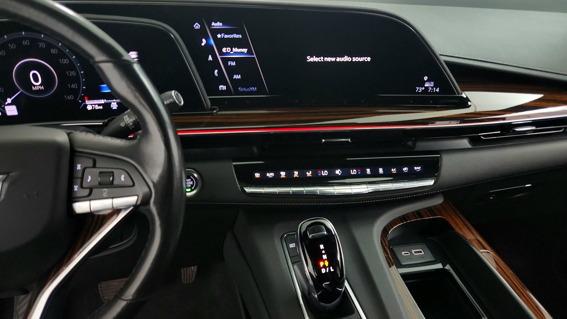 2022 Cadillac Escalade Luxury