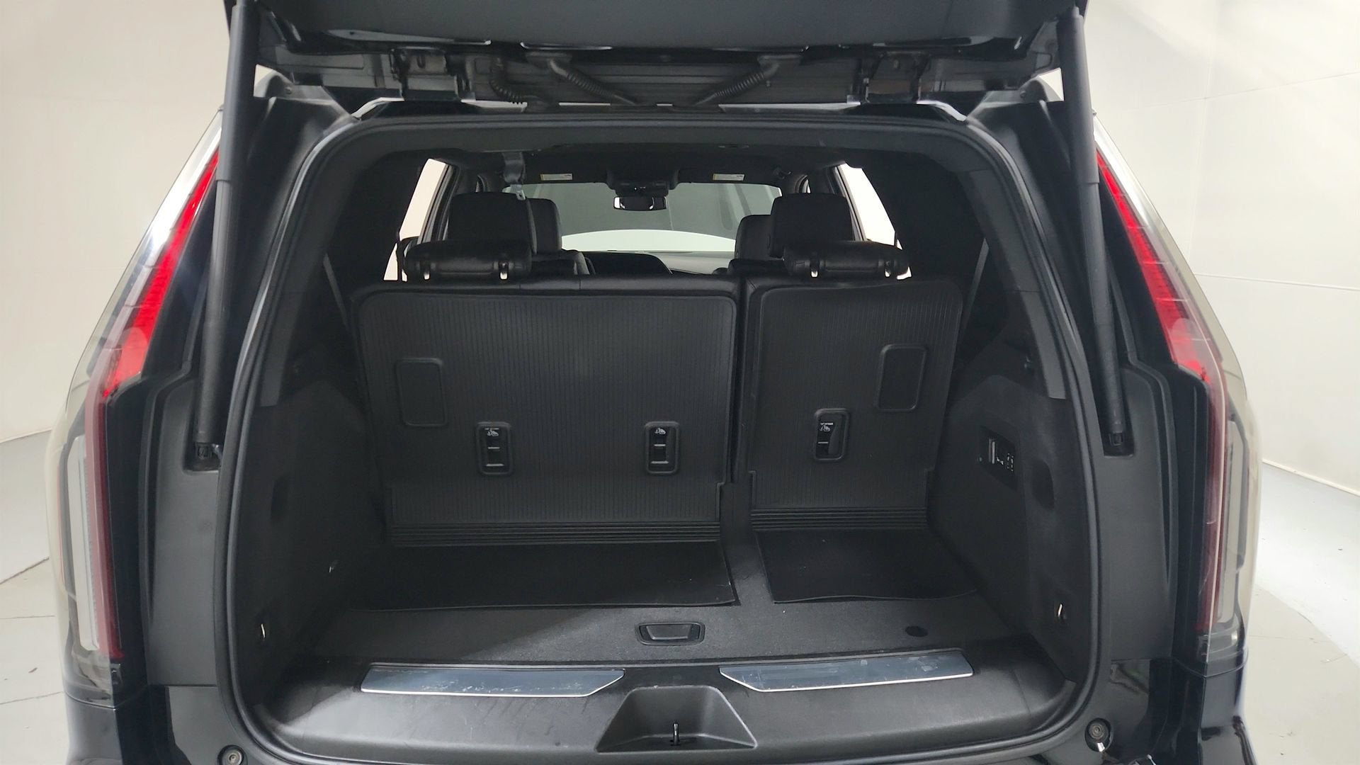 2022 Cadillac Escalade Luxury