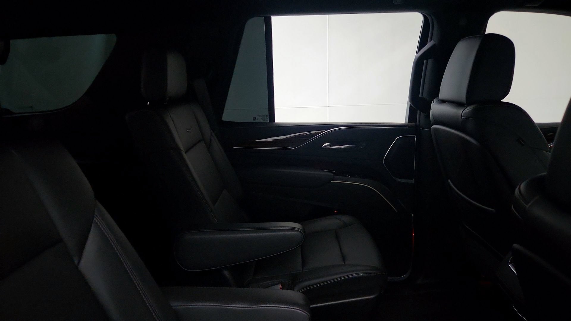 2022 Cadillac Escalade Luxury