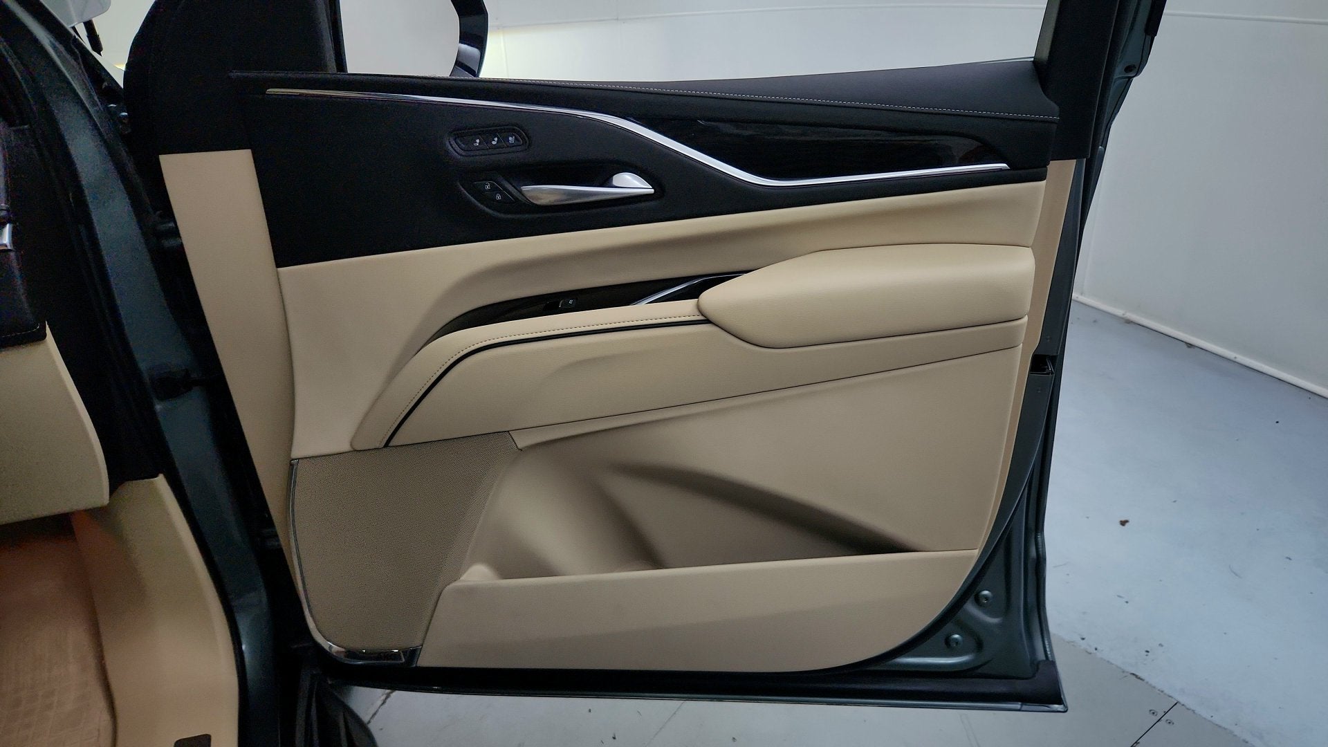 2024 Cadillac Escalade ESV Premium Luxury