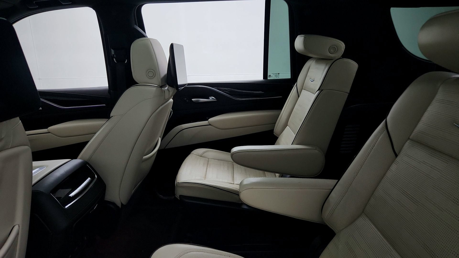 2023 Cadillac Escalade ESV 4WD Sport