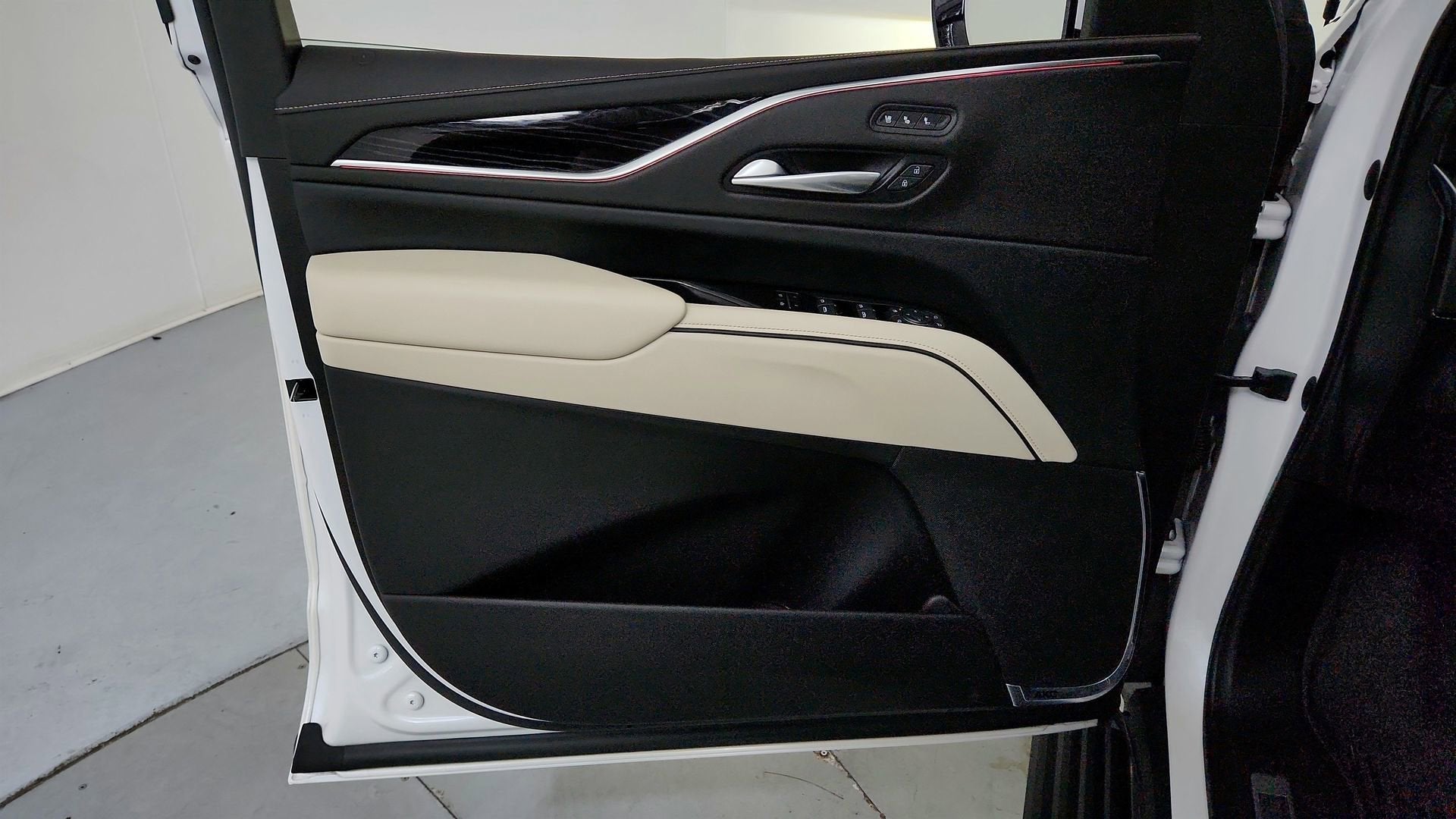 2023 Cadillac Escalade ESV Sport