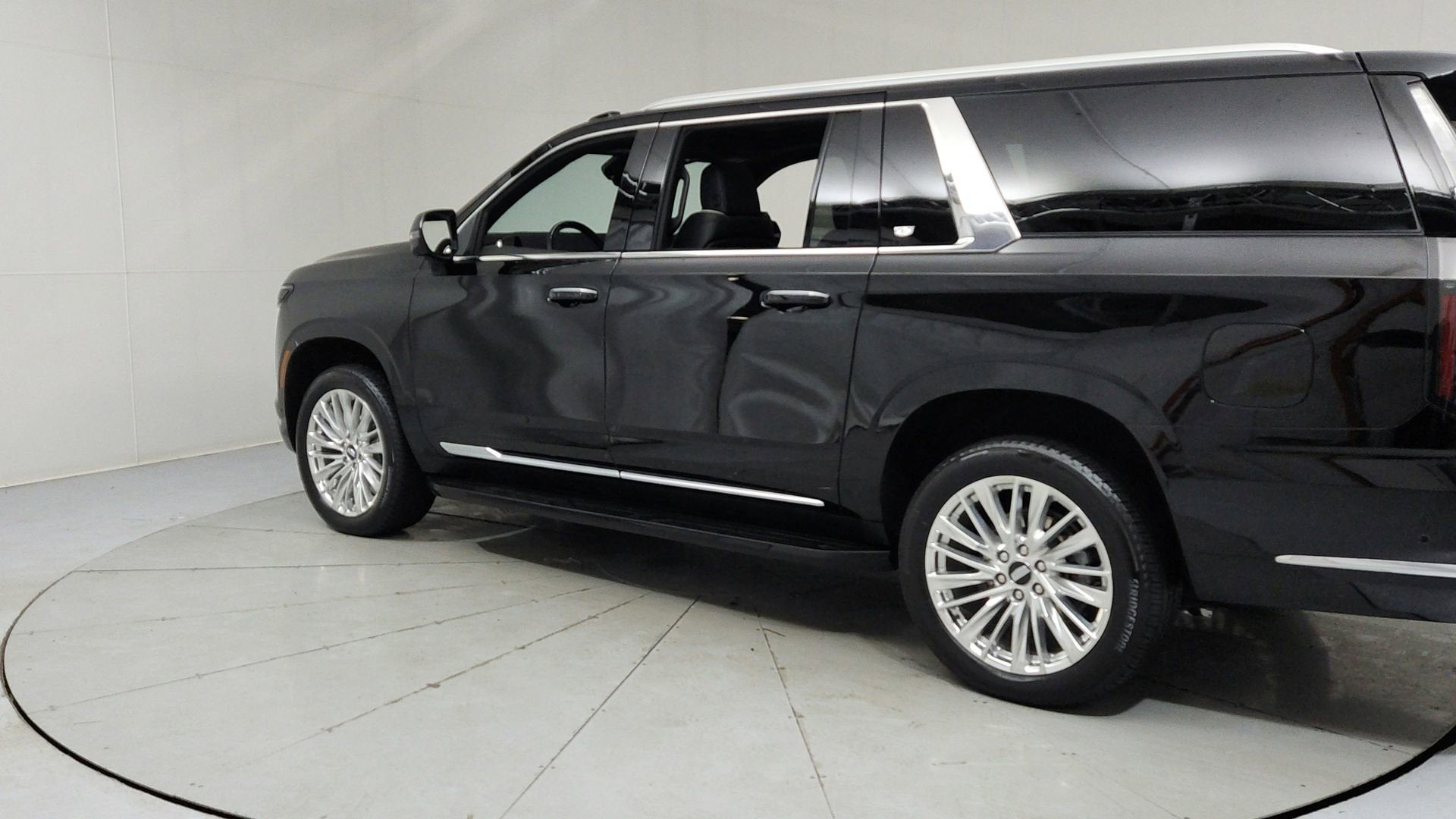 2025 Cadillac Escalade ESV Premium Luxury