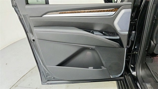 2025 Cadillac Escalade ESV Sport Platinum