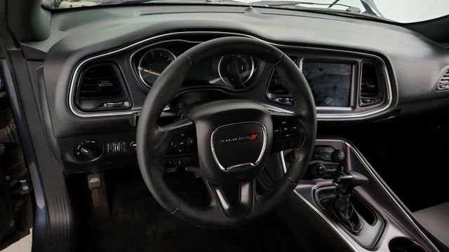 2017 Dodge Challenger SXT