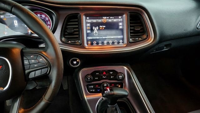 2017 Dodge Challenger SXT