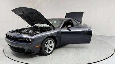2017 Dodge Challenger SXT