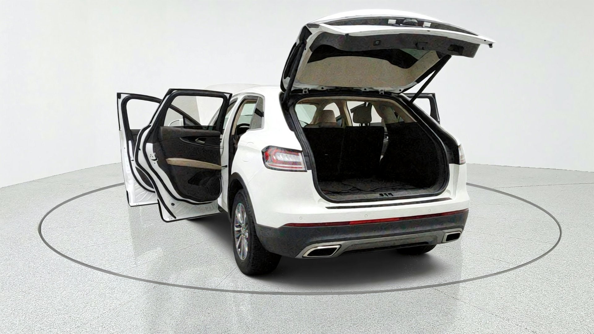 2023 Lincoln Nautilus Standard