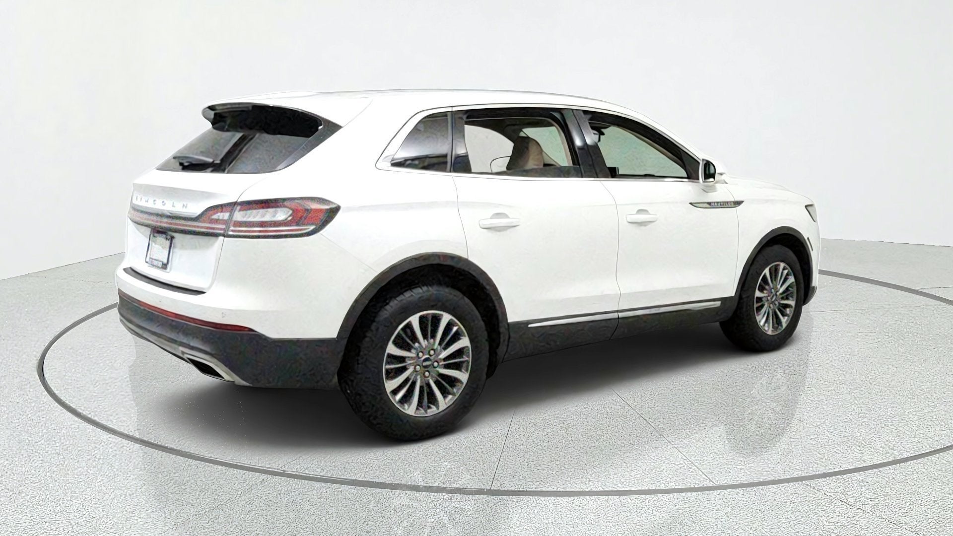 2023 Lincoln Nautilus Standard