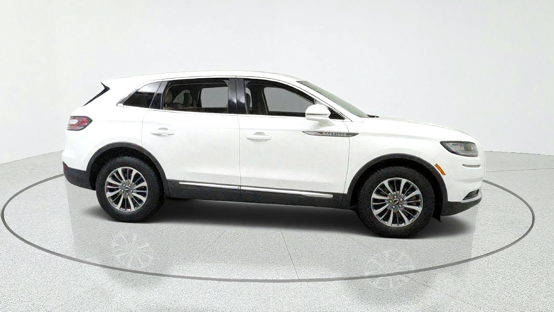 2023 Lincoln Nautilus Standard