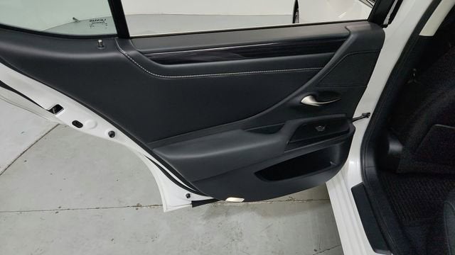 2021 Lexus ES ES 250