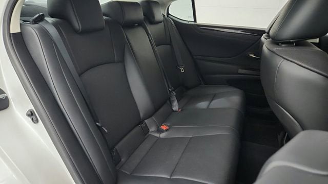 2021 Lexus ES ES 250