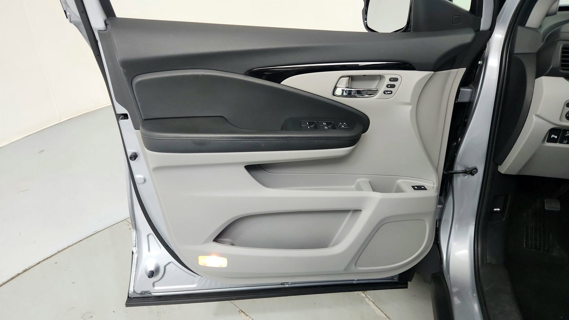 2022 Honda Pilot AWD Touring 7 Passenger