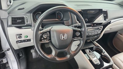 2022 Honda Pilot AWD Touring 7 Passenger