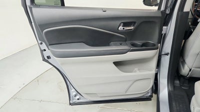 2022 Honda Pilot AWD Touring 7 Passenger